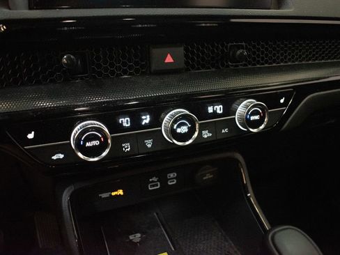 Used 2025 Honda CR-V EX-L image 16
