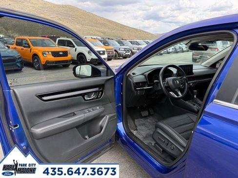 Used 2025 Honda CR-V EX-L image 11