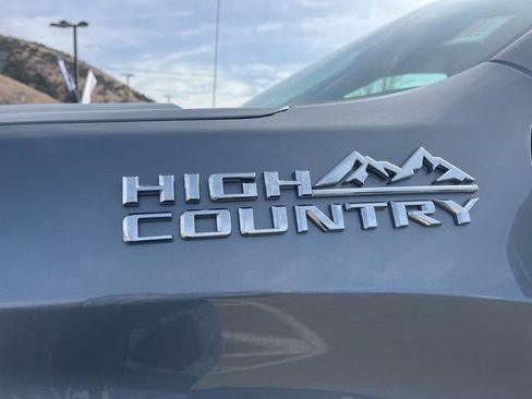 Used 2021 Chevrolet Silverado 1500 High Country image 10