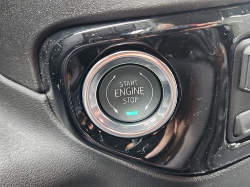 New 2026 Chevrolet Silverado 2500 ZR2 image 8