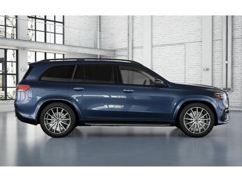 New 2026 Mercedes-Benz GLS 580 GLS 580 4MATIC SUV image 2