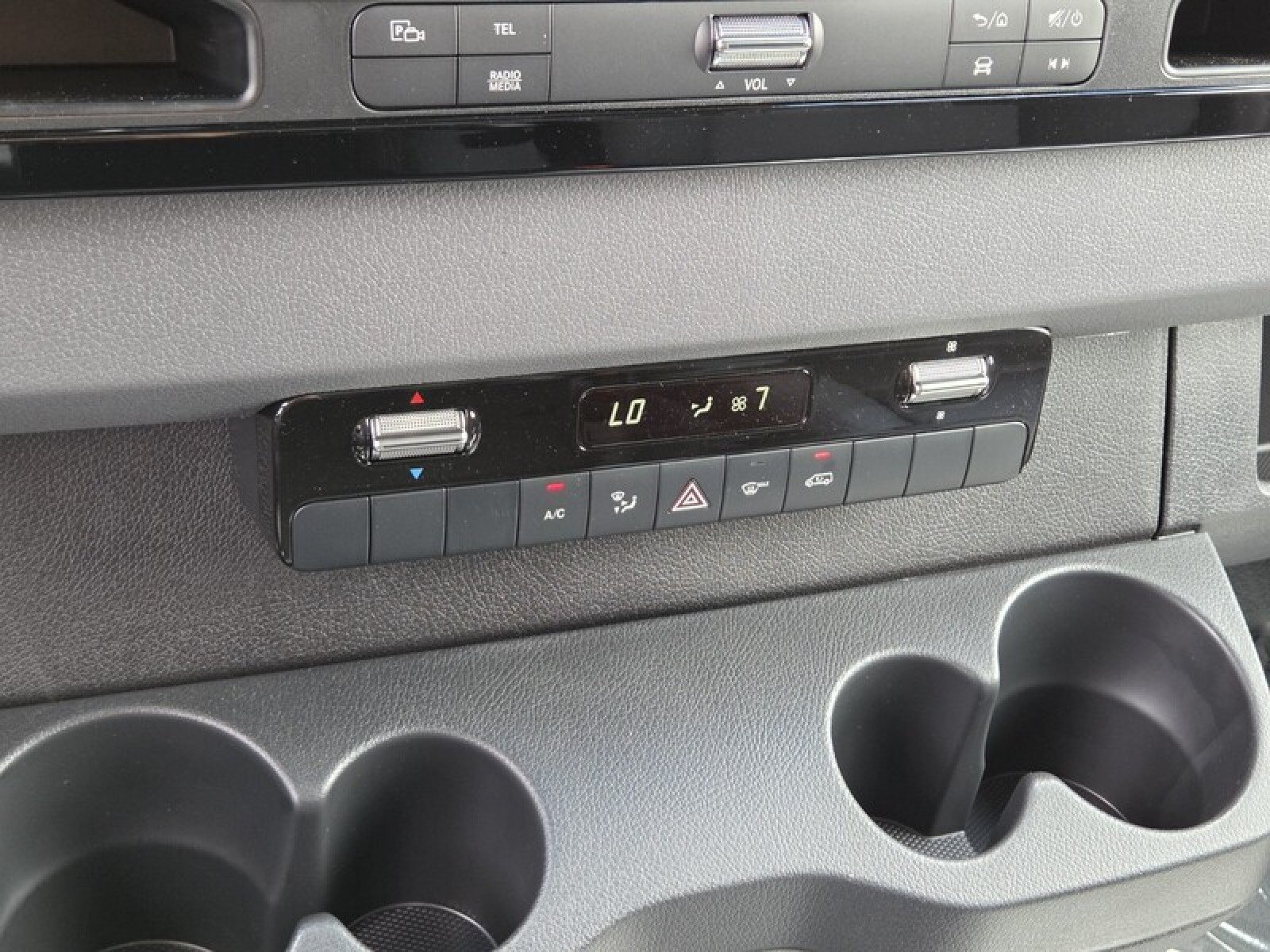 New 2026 Mercedes-Benz Sprinter 2500 image 32