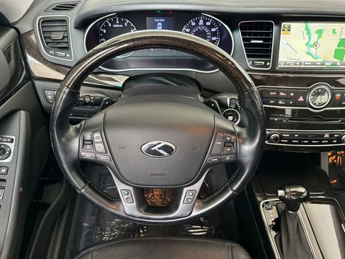 Used 2014 Kia Cadenza Premium FWD image 16