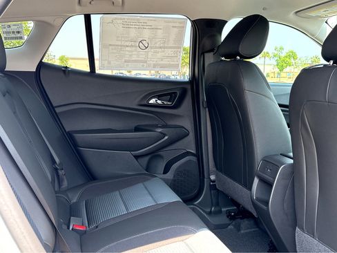 New 2026 Chevrolet Trax LT FWD image 9