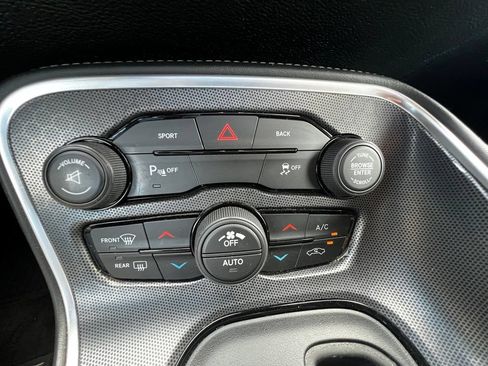 Used 2016 Dodge Challenger R/T Plus RWD image 19
