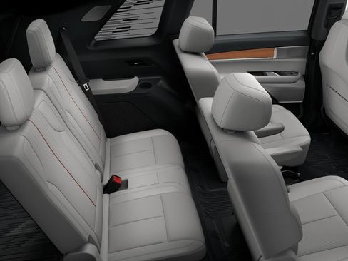 New 2026 Cadillac Vistiq Luxury w/ LPO, Floor Liner Package AWD/4WD image 56