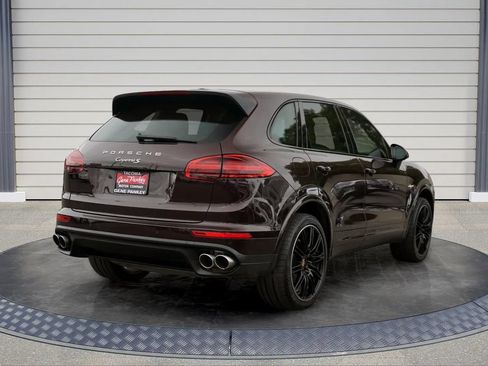 Used 2017 Porsche Cayenne S Platinum AWD/4WD image 7