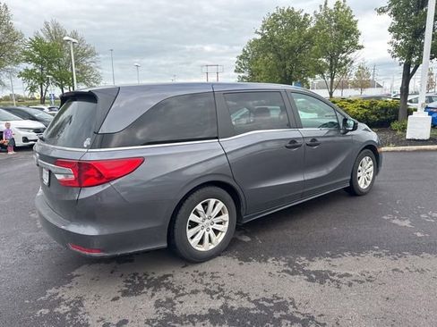 Used 2018 Honda Odyssey LX image 13