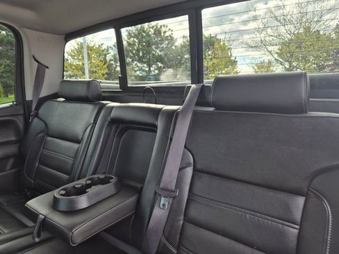 Used 2016 GMC Sierra 1500 Denali w/ Enhanced Driver Alert Package AWD/4WD image 38