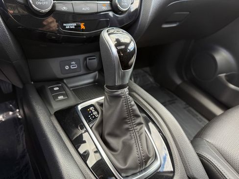 Used 2022 Nissan Rogue Sport SL w/ Premium Package image 20