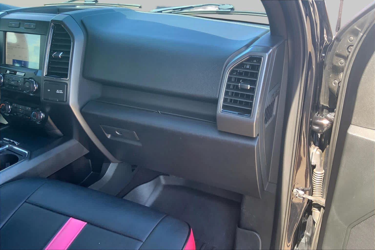 Used 2019 Ford F150 XLT w/ Equipment Group 302A Luxury AWD/4WD image 18