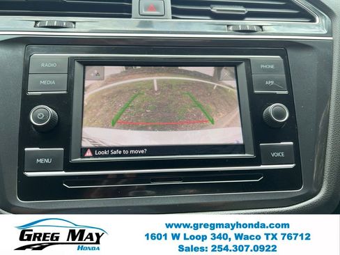 Used 2022 Volkswagen Tiguan S FWD image 29