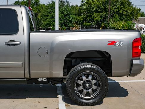 Used 2013 Chevrolet Silverado 2500 LTZ w/ LTZ Plus Package image 14