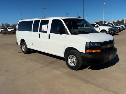Used 2023 Chevrolet Express 3500 LS image 2