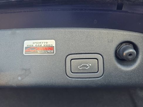 Used 2014 Jaguar XJ L Portfolio image 7