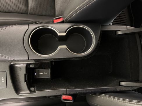 Used 2018 Lexus IS 300 AWD image 23