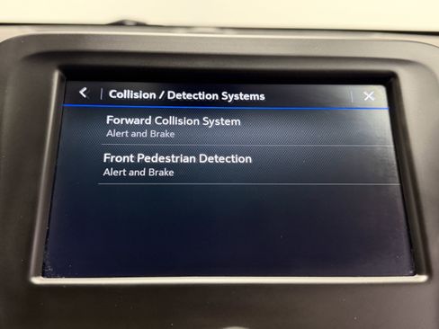 Used 2020 Chevrolet Equinox LS w/ LPO, Floor Liner Package image 11