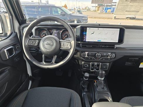 New 2025 Jeep Gladiator Sport image 20
