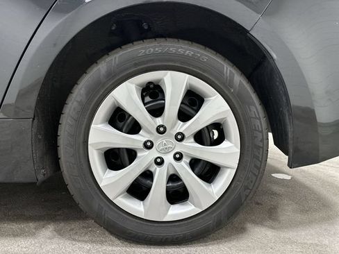 Used 2024 Toyota Corolla LE FWD image 13