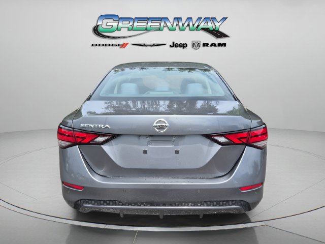 Used 2021 Nissan Sentra S FWD image 2
