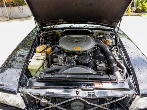 Used 1989 Mercedes-Benz 560 SL image 17