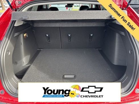 New 2026 Chevrolet Trax LT w/ Driver Confidence Package FWD image 11