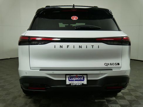 New 2026 INFINITI QX60 Sport w/ Dark Cargo Package image 4