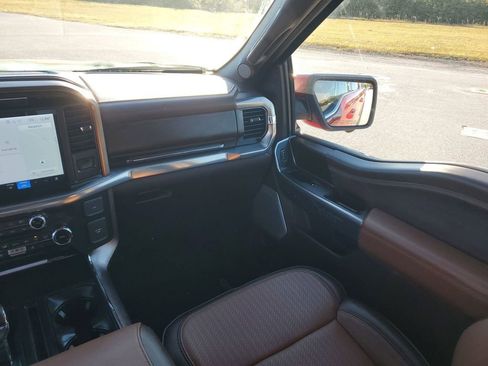 Used 2025 Ford F150 King Ranch w/ FX4 Off-Road Package image 11