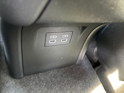 New 2026 Toyota Prius XLE image 38