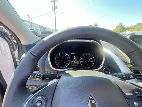 New 2026 Mitsubishi Eclipse Cross SE image 15