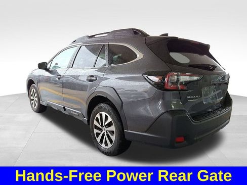 Certified 2025 Subaru Outback Premium image 5