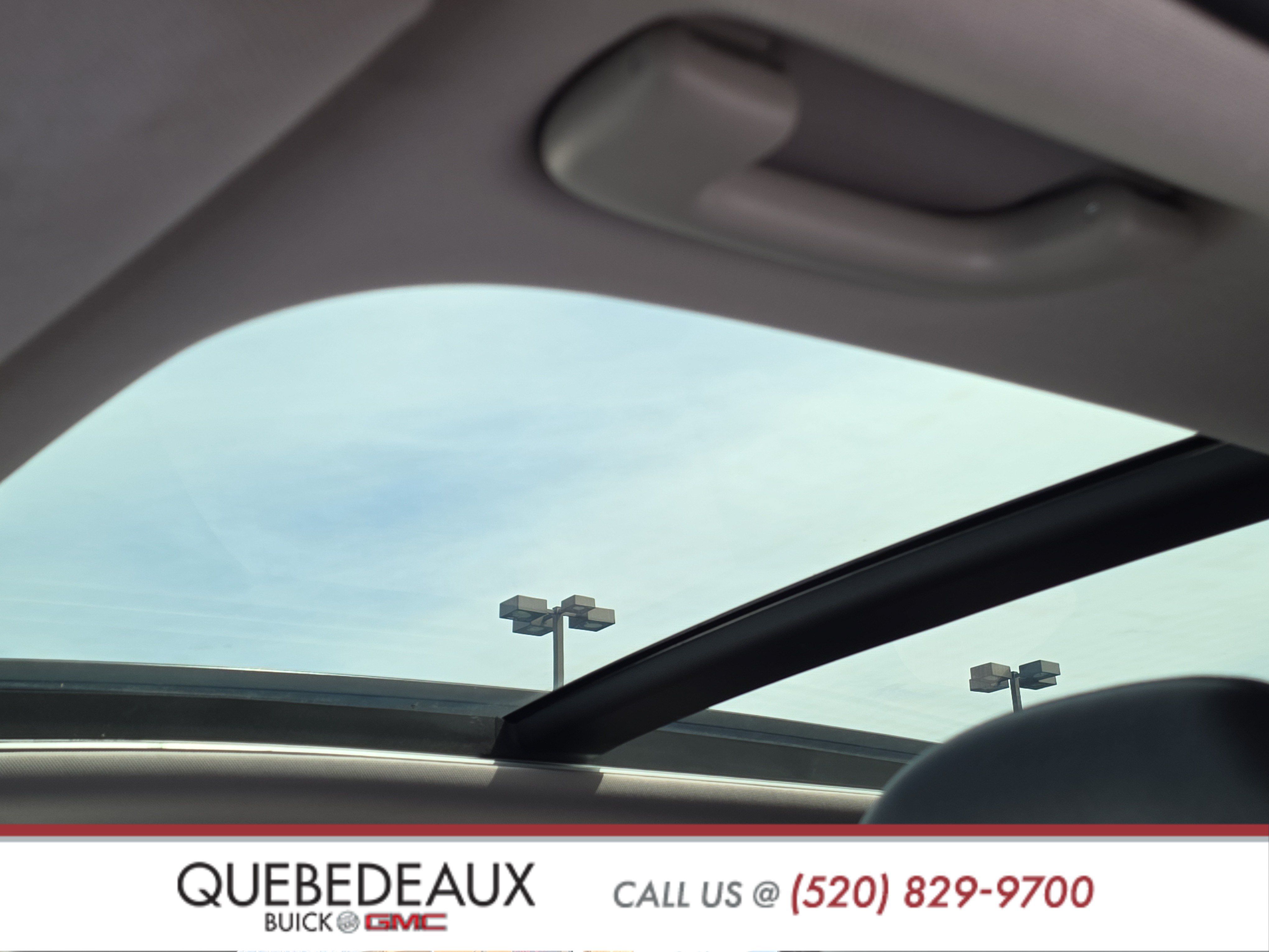 Used 2022 Kia Sorento S w/ Panoramic Sunroof Package AWD/4WD image 11