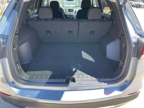Used 2024 Chevrolet Equinox LT image 34