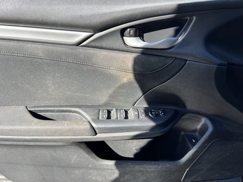 Used 2018 Honda Civic EX image 14