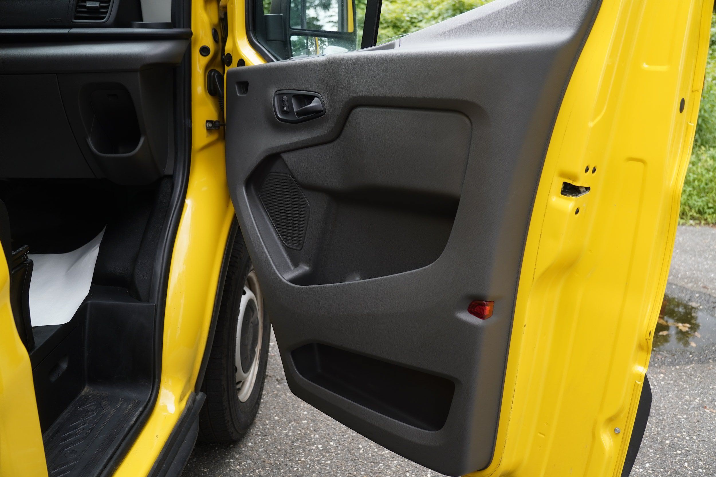 Used 2021 Ford Transit 250 148 High Roof Extended w/ Parcel Delivery Package RWD image 23