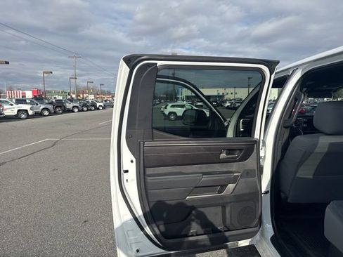 Used 2025 Toyota Tundra SR5 image 12