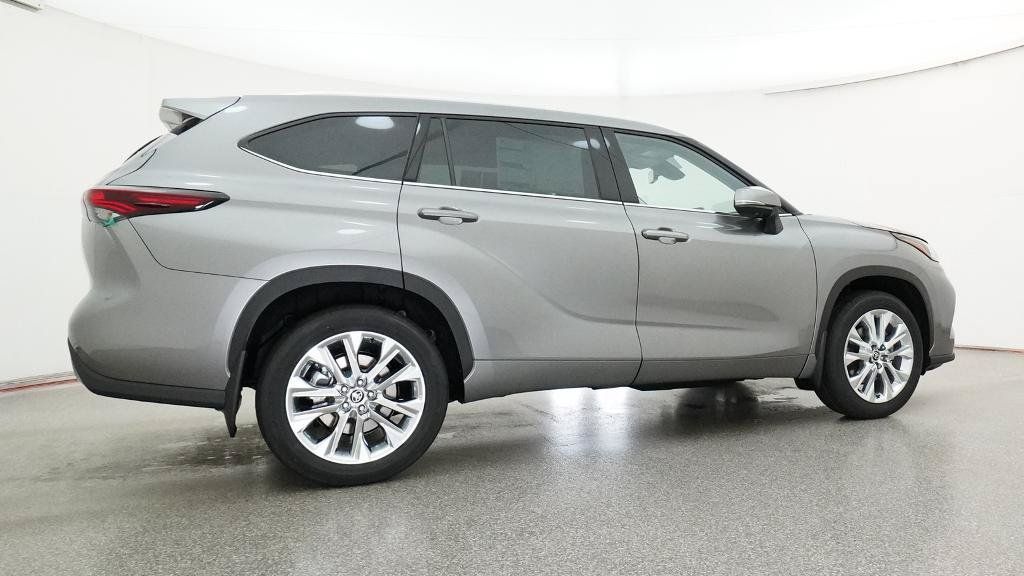 New 2026 Toyota Highlander Limited AWD/4WD image 29