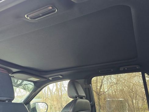 Used 2022 Ford Expedition Max Limited image 16