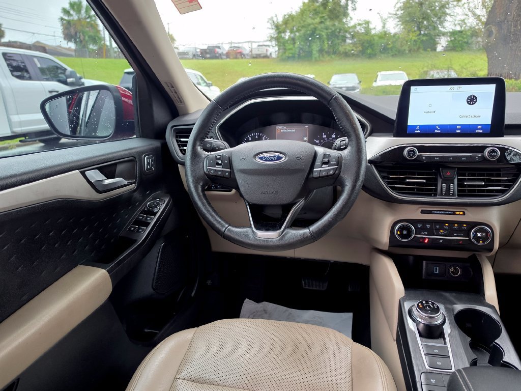 Used 2020 Ford Escape SEL FWD image 9