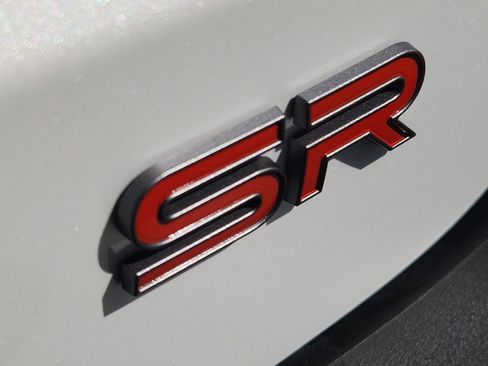 New 2026 Nissan Kicks SR image 9