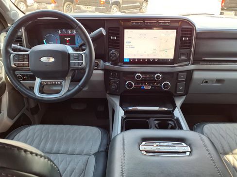 Used 2023 Ford F450 Limited w/ FX4 Off-Road Package image 9