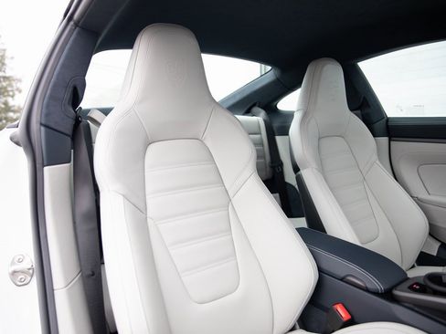 Used 2026 Porsche 911 Carrera image 22