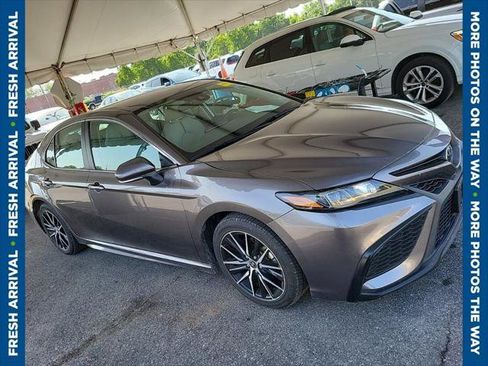 Certified 2024 Toyota Camry SE FWD image 1
