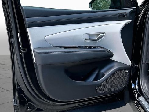 Used 2025 Hyundai Tucson Limited FWD image 26
