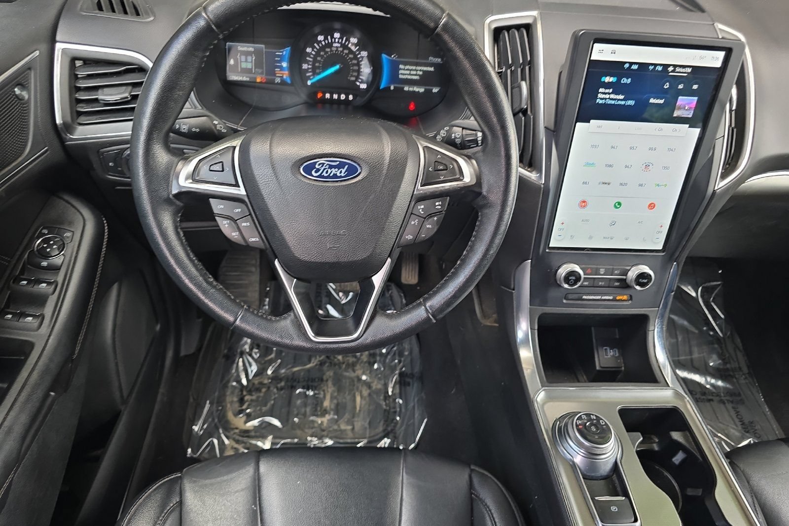 Used 2022 Ford Edge Titanium AWD/4WD image 11