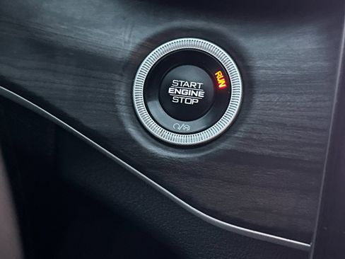 Used 2023 Jeep Grand Cherokee L Limited w/ Trailer Tow Group (B) image 25