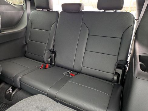 New 2026 Chevrolet Traverse High Country image 32