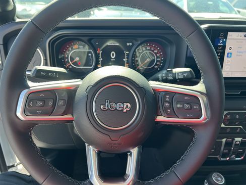 New 2026 Jeep Wrangler Sahara AWD/4WD image 17