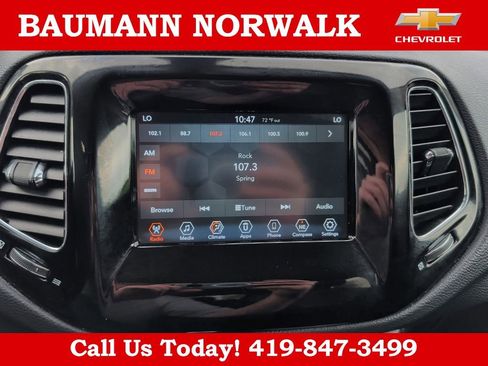 Used 2021 Jeep Compass Latitude AWD/4WD image 29