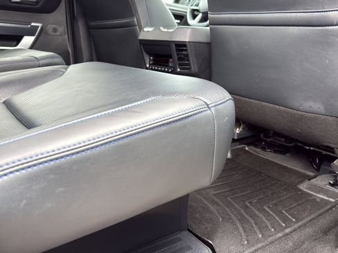 Used 2025 Toyota Sequoia Platinum image 26